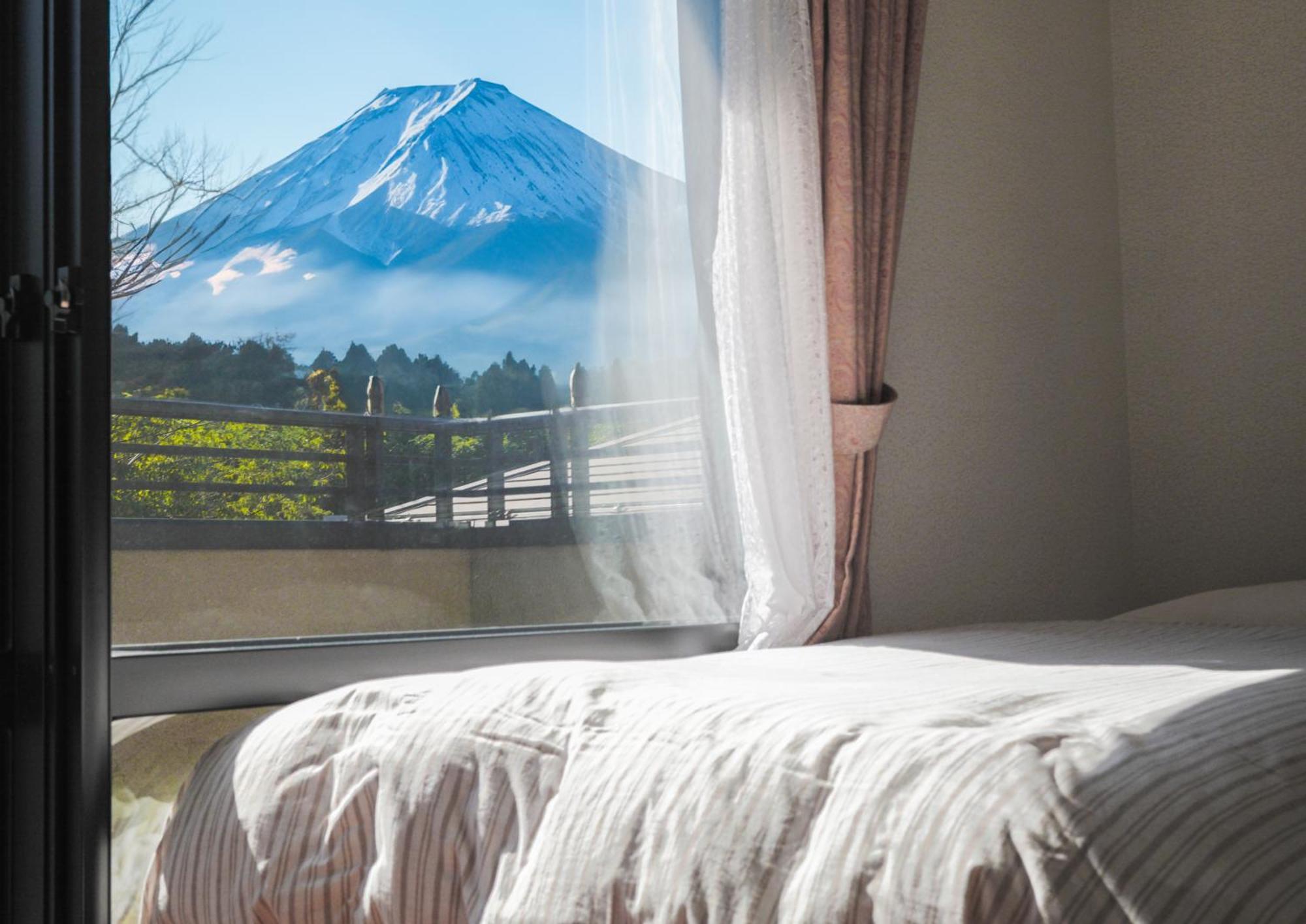 富士の樱house 宝栄 Villa Fujikawaguchiko Eksteriør bilde